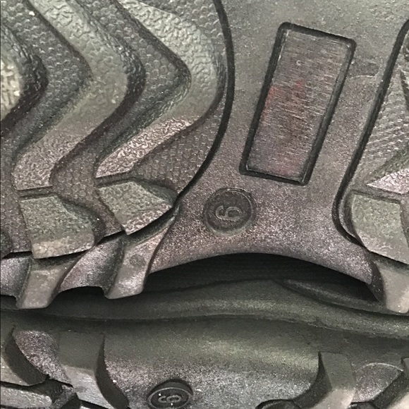 Cold Front Women’s Puffer Boots - Picture 14 of 14